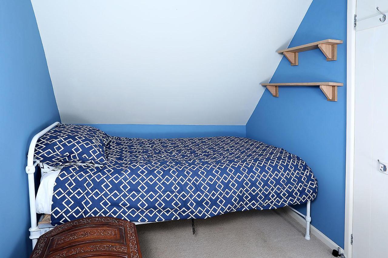 Snobs And Rebels Apartments Shaftesbury Bagian luar foto