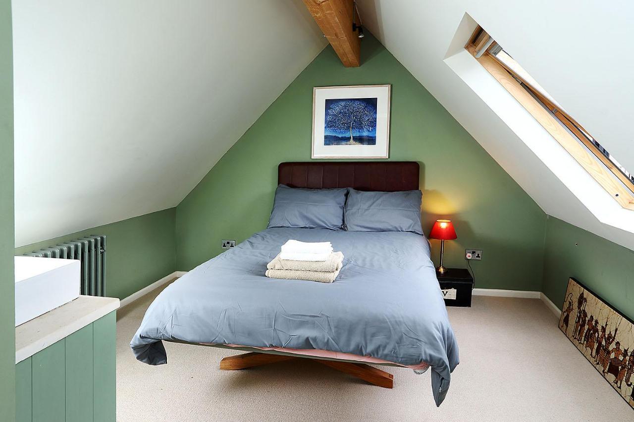 Snobs And Rebels Apartments Shaftesbury Bagian luar foto