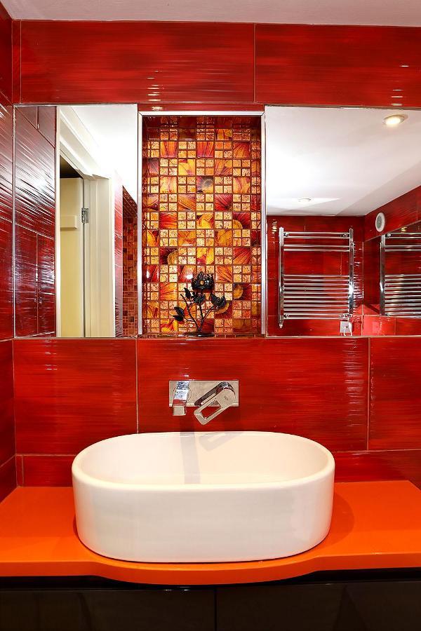 Snobs And Rebels Apartments Shaftesbury Bagian luar foto