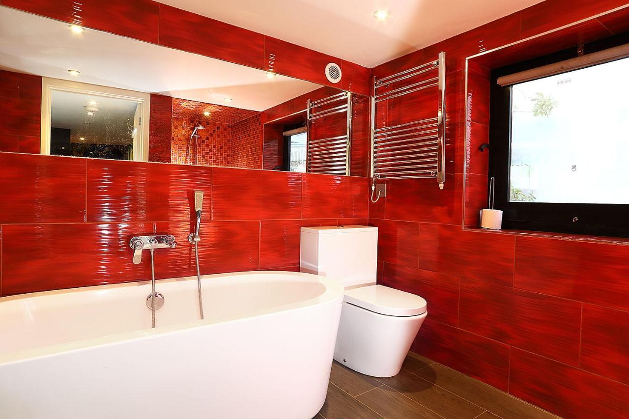 Snobs And Rebels Apartments Shaftesbury Bagian luar foto