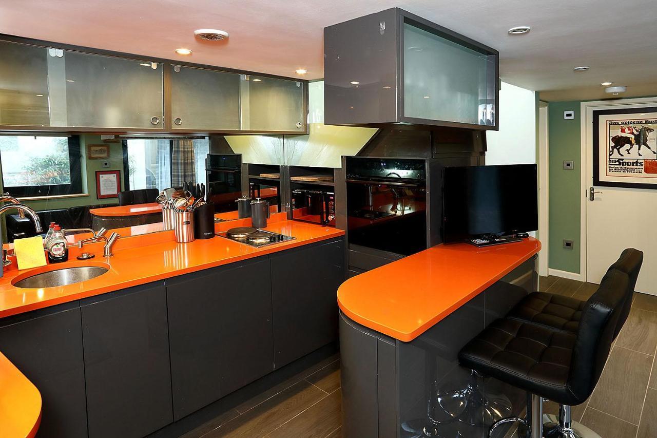 Snobs And Rebels Apartments Shaftesbury Bagian luar foto