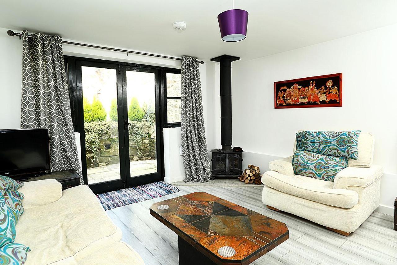 Snobs And Rebels Apartments Shaftesbury Bagian luar foto