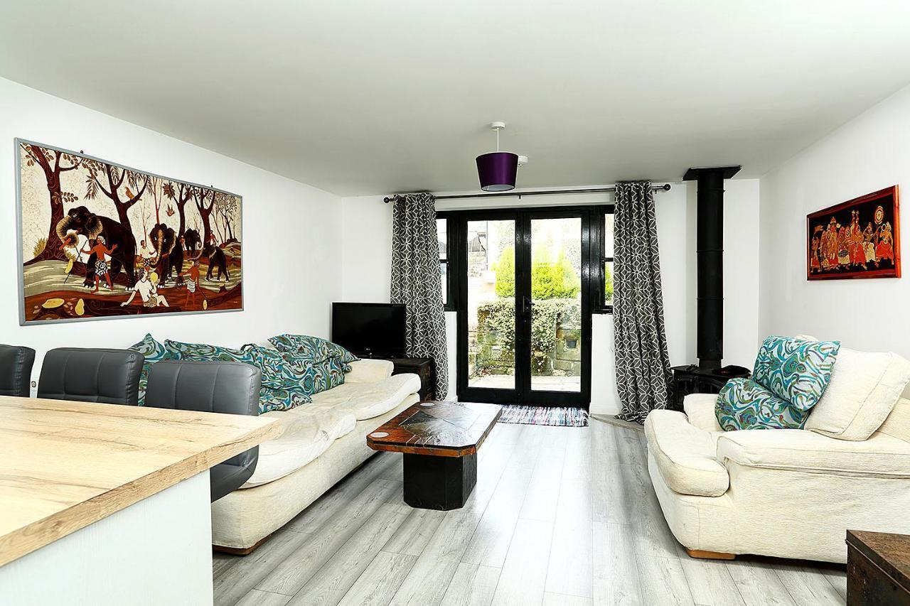 Snobs And Rebels Apartments Shaftesbury Bagian luar foto