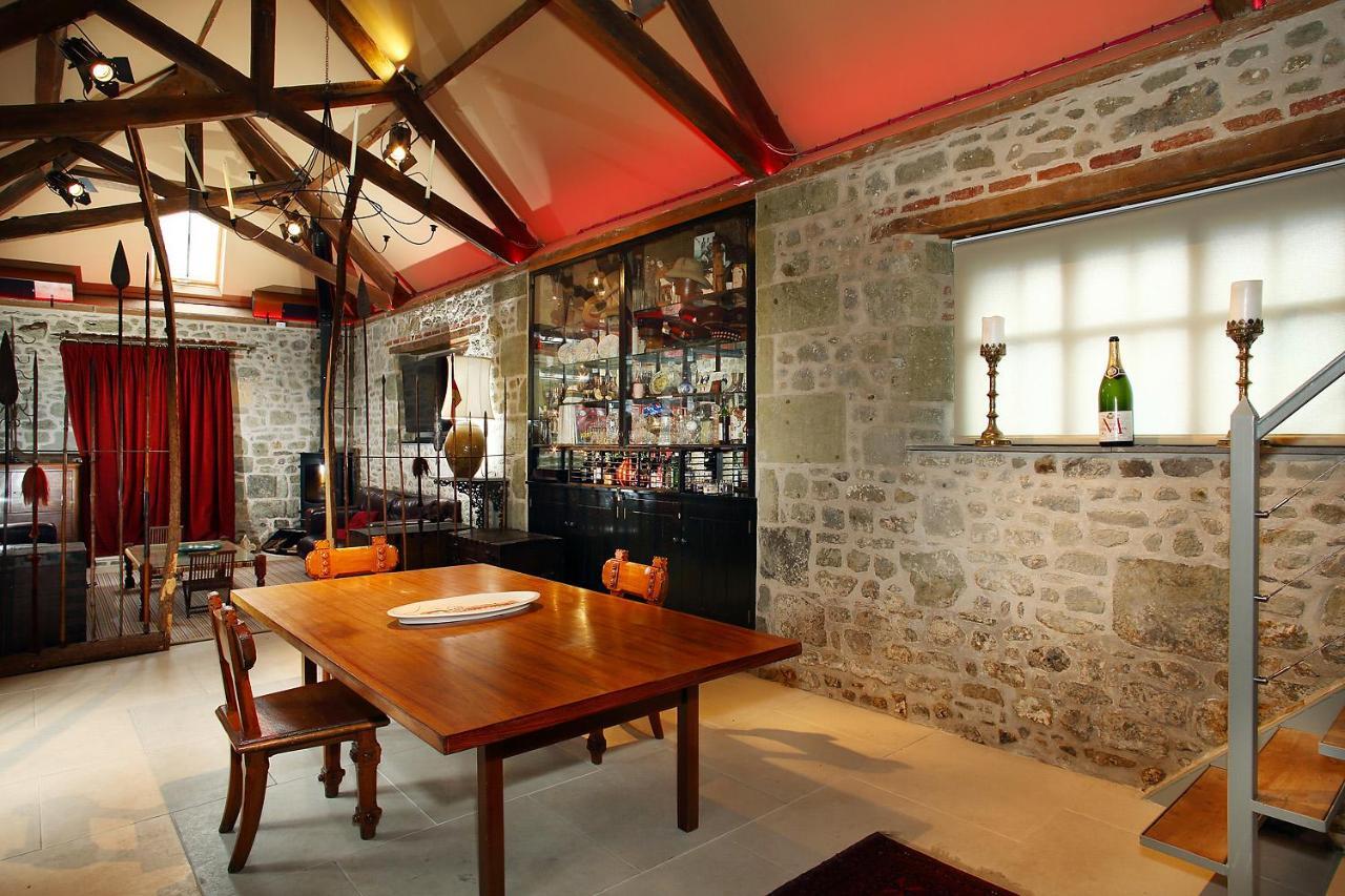 Snobs And Rebels Apartments Shaftesbury Bagian luar foto